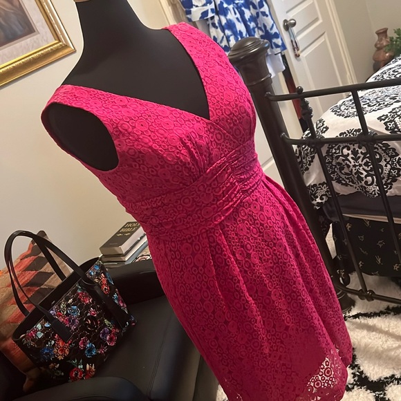 Fun fuschia lace by Trina Turk! - Picture 4 of 8